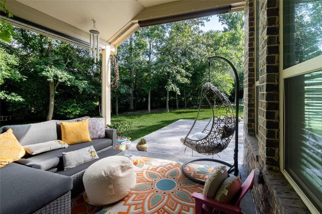 8992 S Comanche Circle, Willis, TX 77378