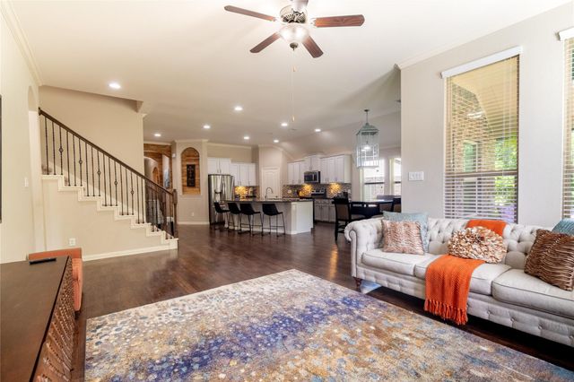 8992 S Comanche Circle, Willis, TX 77378