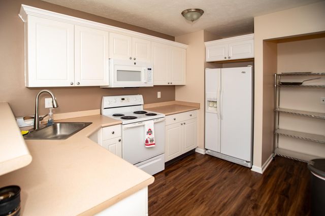 6997 Monarchos Drive, 11, New Albany, OH 43054
