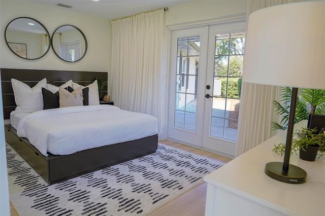 5239 SADDLEBROOK WAY, Zephyrhills, FL 33543