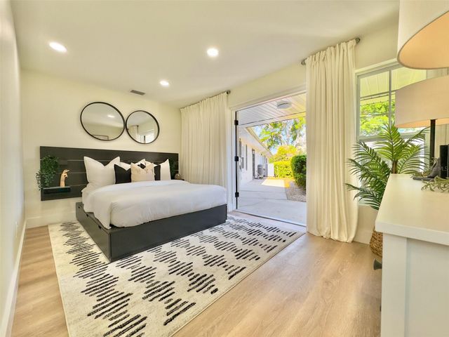 5239 SADDLEBROOK WAY, Zephyrhills, FL 33543