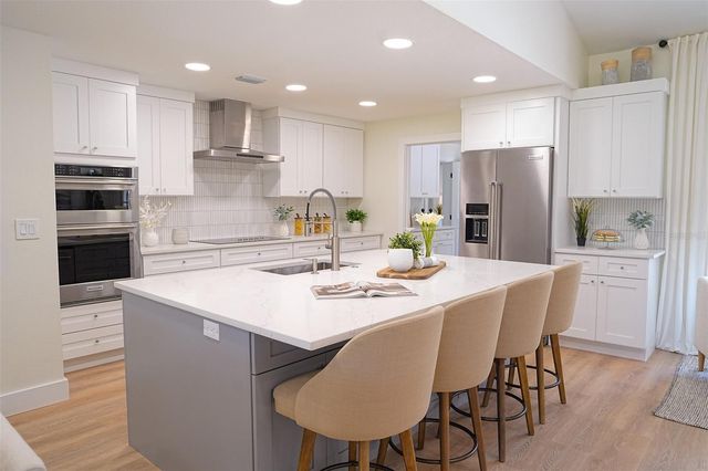 5239 SADDLEBROOK WAY, Zephyrhills, FL 33543