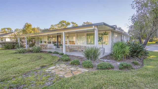 5239 SADDLEBROOK WAY, Zephyrhills, FL 33543