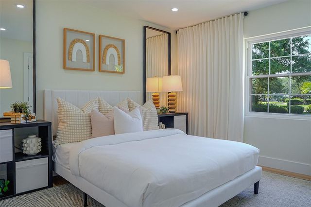 5239 SADDLEBROOK WAY, Zephyrhills, FL 33543