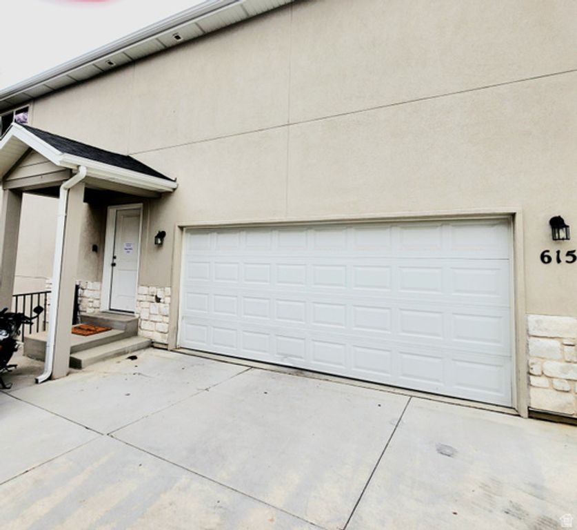 Image 17 of property listing at 615 S PLUM CREEK LN, Ogden, UT 84404