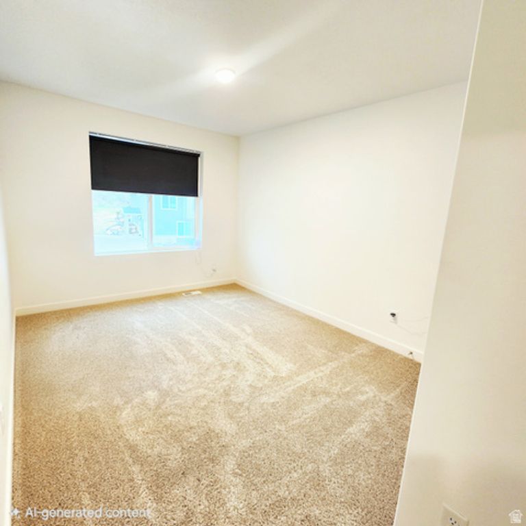 Image 9 of property listing at 615 S PLUM CREEK LN, Ogden, UT 84404