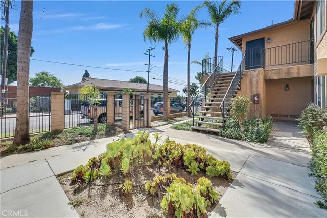 10472 Chapman, Garden Grove, CA 92840