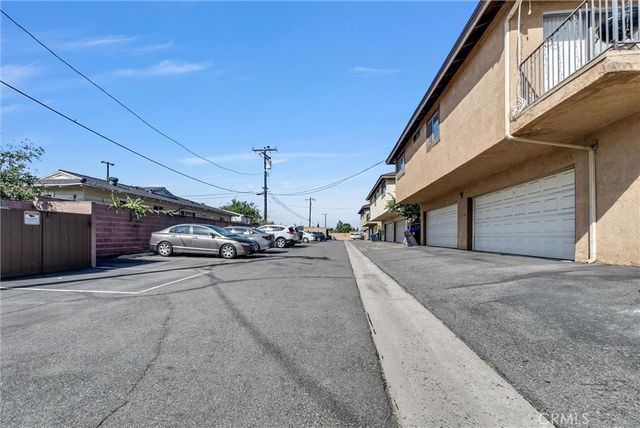 10472 Chapman, Garden Grove, CA 92840