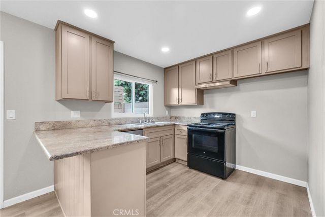 10472 Chapman, Garden Grove, CA 92840