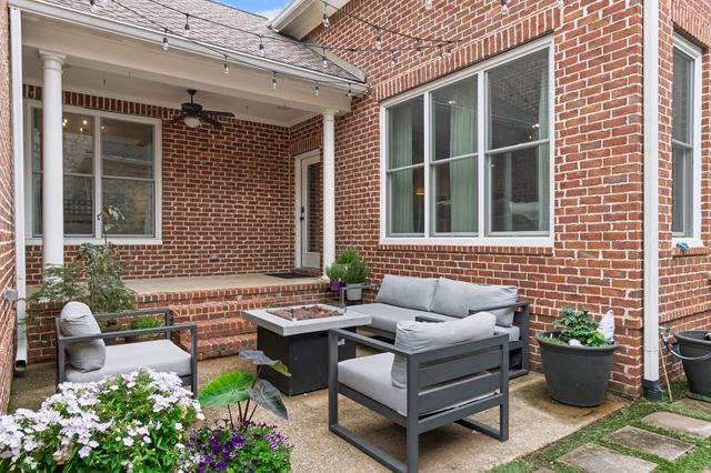 447 Pearre Springs Way, Franklin, TN 37064