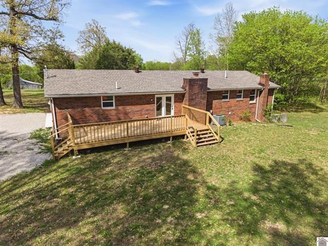 705 Darnell Road, Benton, KY 42025