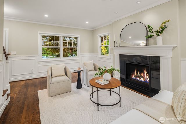 4839 NE 43rd Street, Seattle, WA 98105