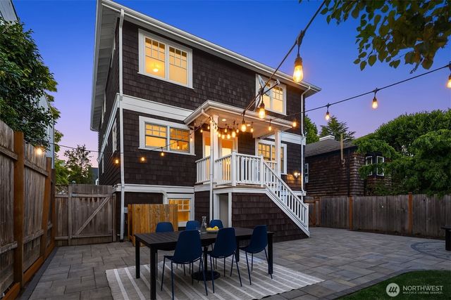 4839 NE 43rd Street, Seattle, WA 98105