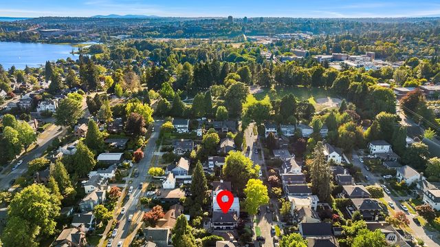 4839 NE 43rd Street, Seattle, WA 98105