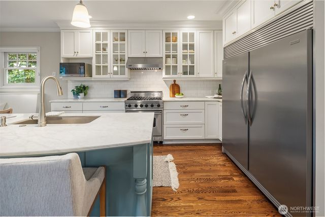 4839 NE 43rd Street, Seattle, WA 98105