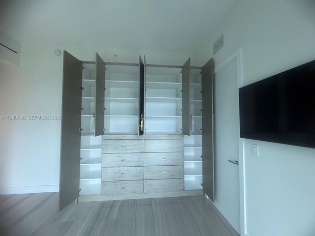 1451 Brickell Ave 4501, Miami, FL 33131