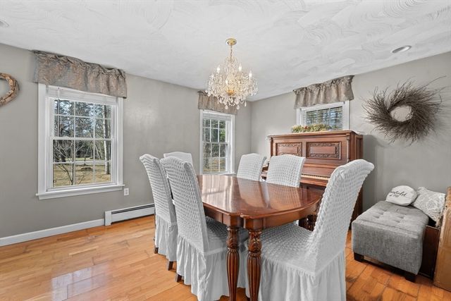 97 Apple Rd, Brimfield, MA 01010