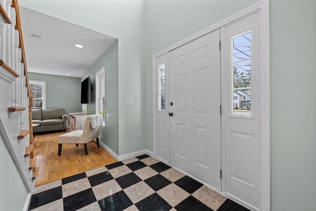 97 Apple Rd, Brimfield, MA 01010