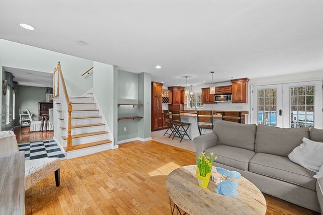 97 Apple Rd, Brimfield, MA 01010