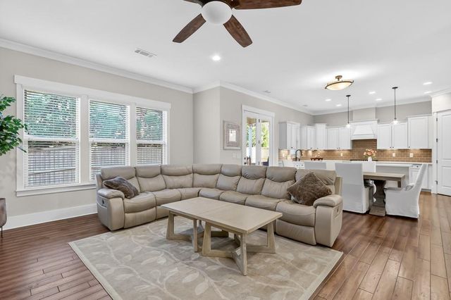 113 Austin Drive, Atlanta, GA 30328