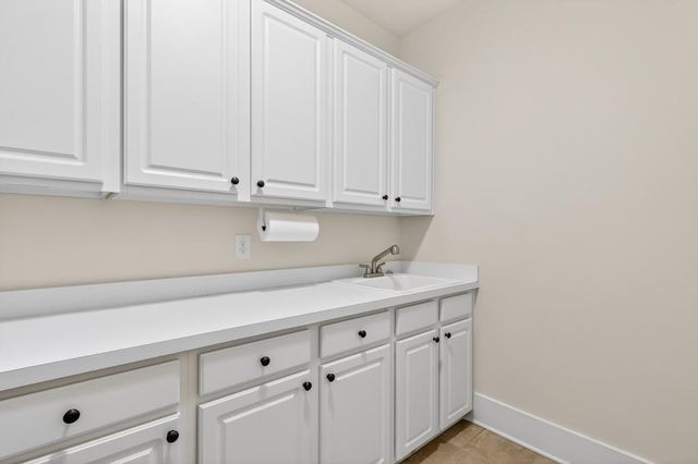 113 Austin Drive, Atlanta, GA 30328