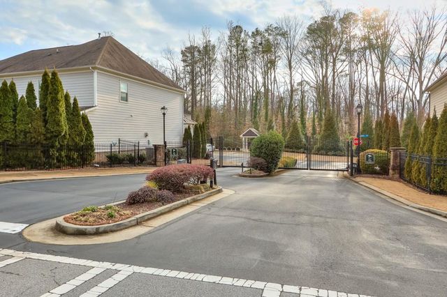 113 Austin Drive, Atlanta, GA 30328