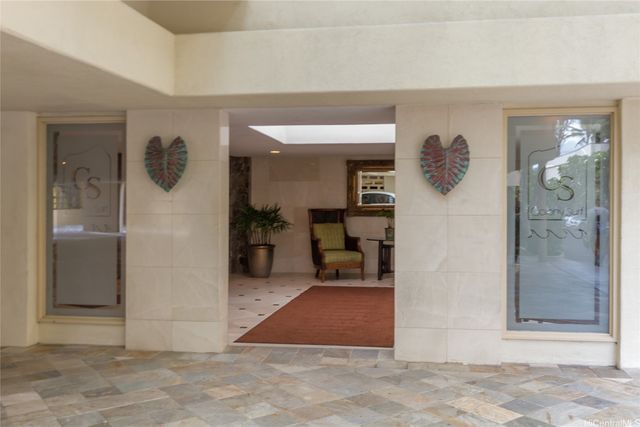 2895 Kalakaua Avenue 209, Honolulu, HI 96815