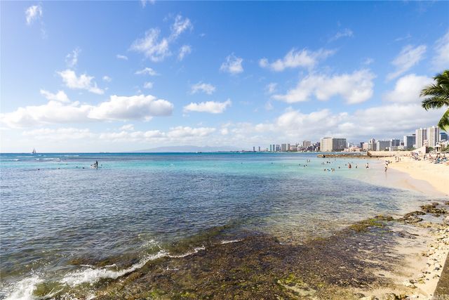 2895 Kalakaua Avenue 209, Honolulu, HI 96815