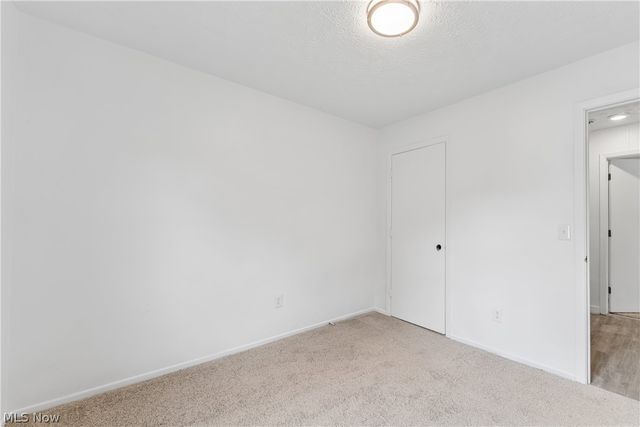 102 California Avenue, Elyria, OH 44035