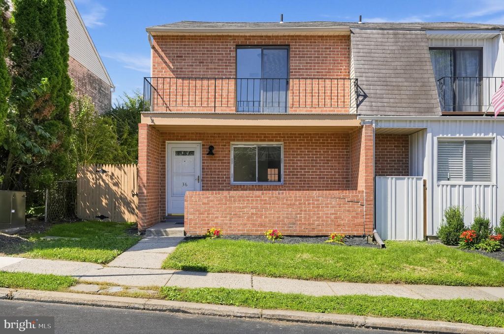 36 RICKMAR LN, MALVERN, PA 19355 — exterior