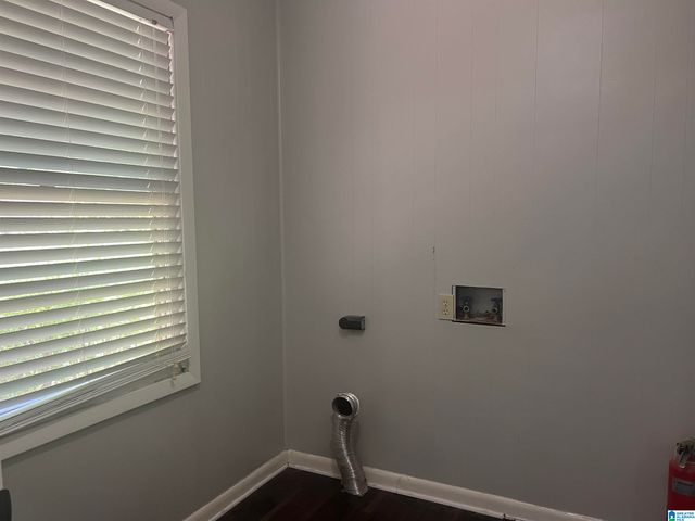 100 HILLTOP CIRCLE, Talladega, AL 35160