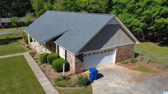 100 HILLTOP CIRCLE, Talladega, AL 35160