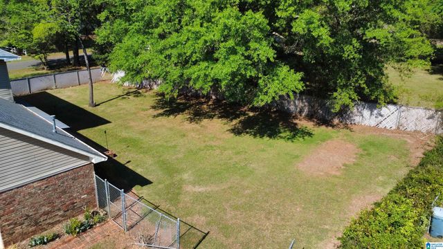 100 HILLTOP CIRCLE, Talladega, AL 35160