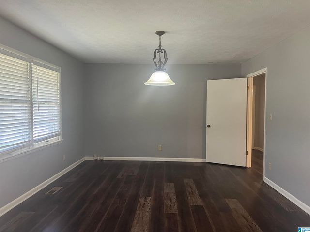 100 HILLTOP CIRCLE, Talladega, AL 35160
