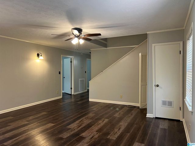 100 HILLTOP CIRCLE, Talladega, AL 35160