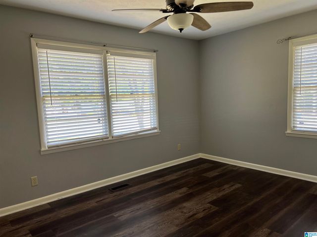 100 HILLTOP CIRCLE, Talladega, AL 35160
