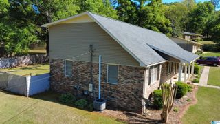 100 HILLTOP CIRCLE, Talladega, AL 35160