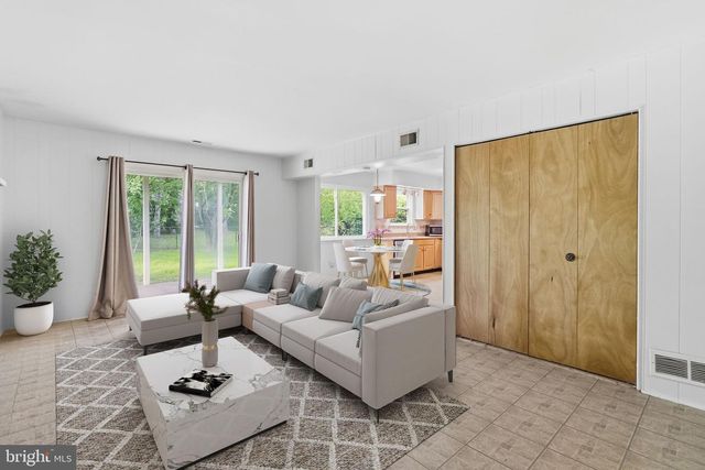 578 COACH RD, Horsham, PA 19044
