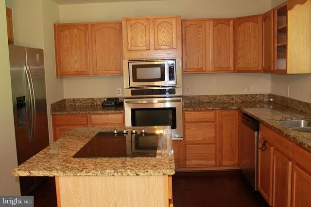 8531 LIVINGSTON CT, Spotsylvania, VA 22551