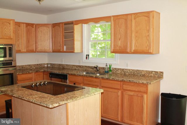 8531 LIVINGSTON CT, Spotsylvania, VA 22551