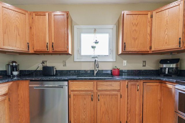 2515 Mountain View Road, Williston, VT 05495