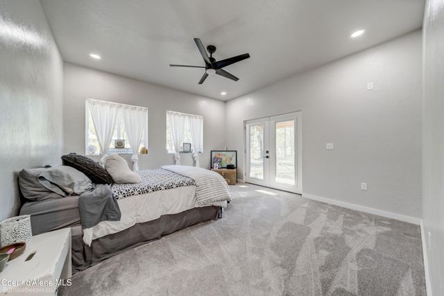 2760 S Sagle RD, Sagle, ID 83860