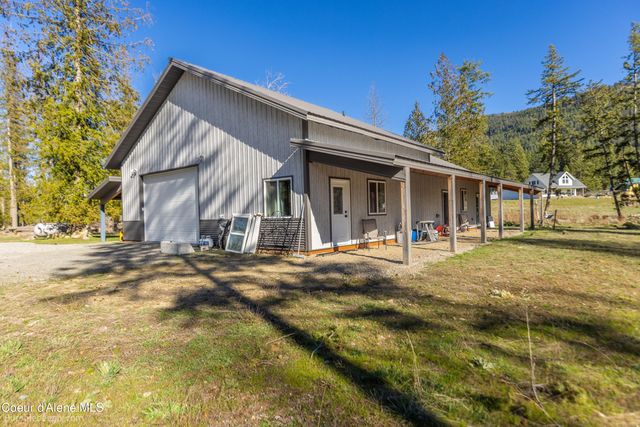 2760 S Sagle RD, Sagle, ID 83860