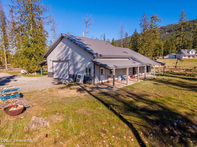 2760 S Sagle RD, Sagle, ID 83860