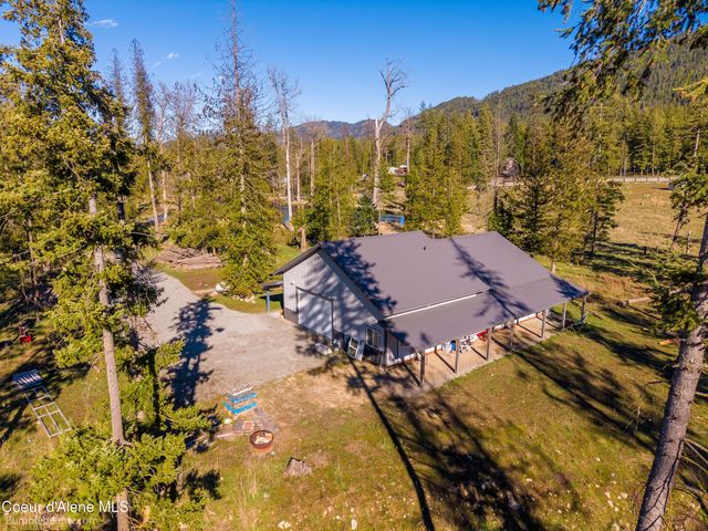 2760 S Sagle RD, Sagle, ID 83860