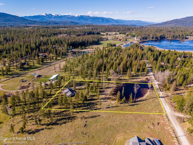 2760 S Sagle RD, Sagle, ID 83860