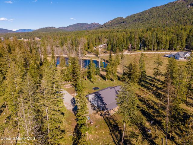 2760 S Sagle RD, Sagle, ID 83860