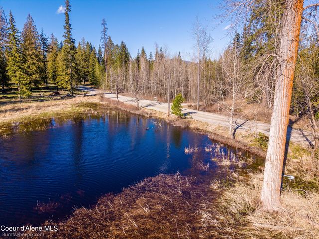 2760 S Sagle RD, Sagle, ID 83860