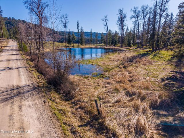 2760 S Sagle RD, Sagle, ID 83860