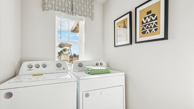 1043 Daisy Lane, Waukee, IA 50263